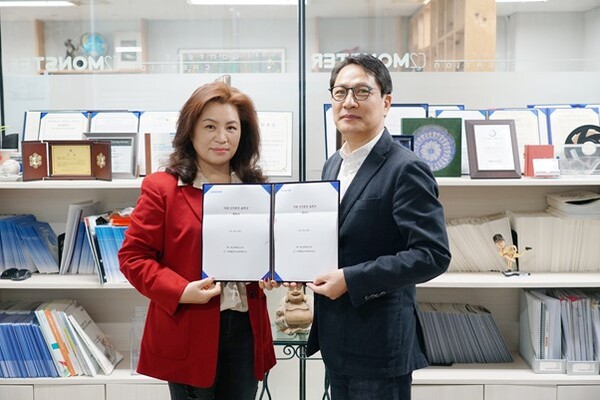 씨투몬스터와 채움인지교육연구소가 치매 인지훈련 앱을 공급하는 MOU를 체결했다. 사진=씨투몬스터