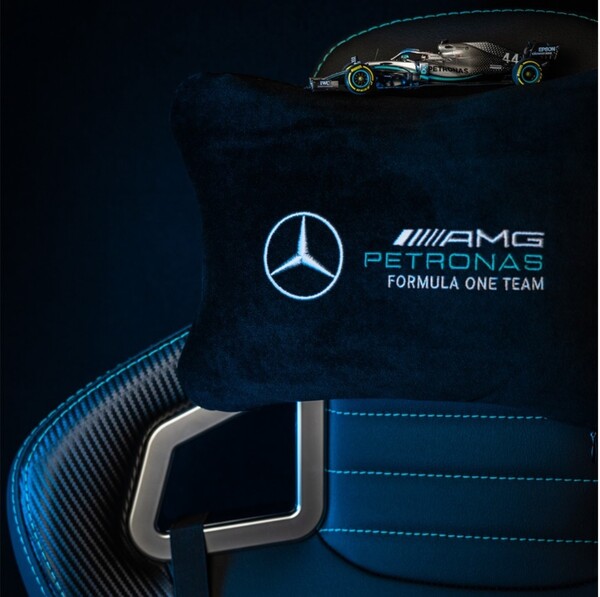 노블체어 에픽 메르세데스 AMG 게이밍체어. 사진=노블체어