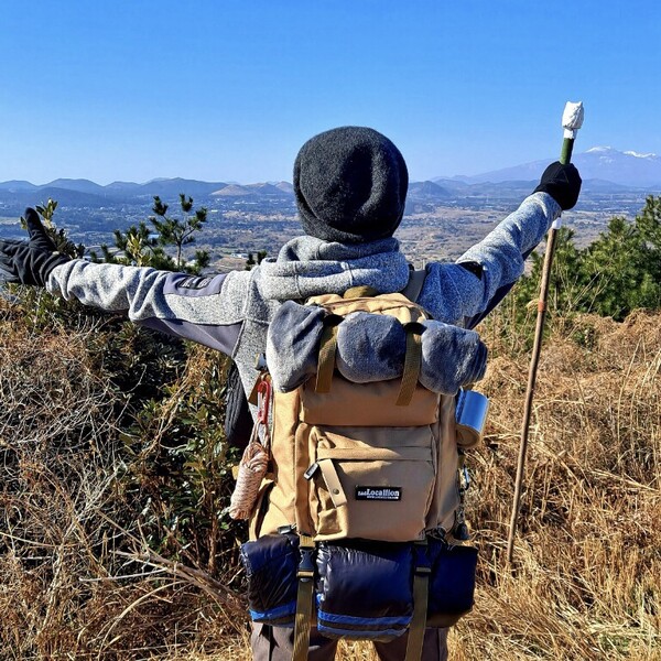 한라산과 마법 지팡이. 사진=김대홍
