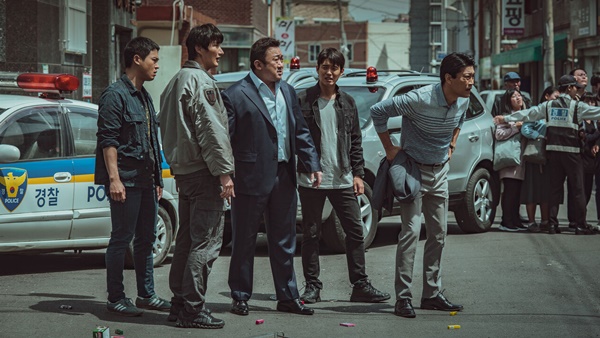 - 영화 '범죄도시2' 장면 中