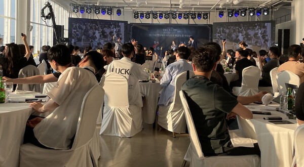 - 예상치 못한 문제로 유저들을 당황시키기도…