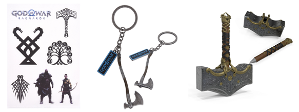 (좌측부터) 데칼 스티커, 리바이어던 도끼 키체인, 토르 망치 펜 스탠드