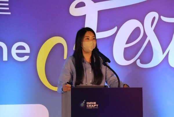 박미란 이사가 인디크래프트서  강연했다. 사진=엑솔라