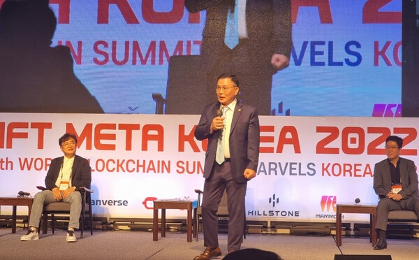 NFT 메타코리아 2022에서 박재성 이델코테인먼트 회장이 P2E 게임을 바라보는 시각 변화가 필요하다고 주장했다.