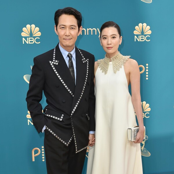 배우 이정재가 ‘연인’ 임세령 대상 부회장과 에미상 레드카펫에 등장했다. 사진=에미상 페이스북
