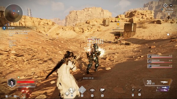 ① 다양한 스킬, 액션, 총기를 이용한 호쾌한 전투