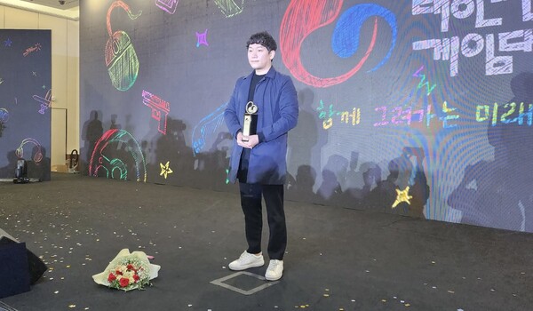 - 윤명진 네오플 이사