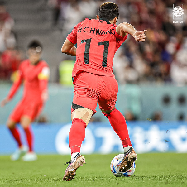 황희찬의 질주. 사진=대한축구협회 홈페이지