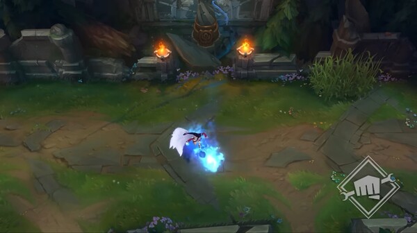 - 궁극기 사용 시 공중에 뜬 상태가 된다. 꼬리도 자연스럽게 뭉쳐졌다.