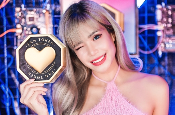 - 위믹스 플레이 팬토큰을 출시한 머틀 사로사.