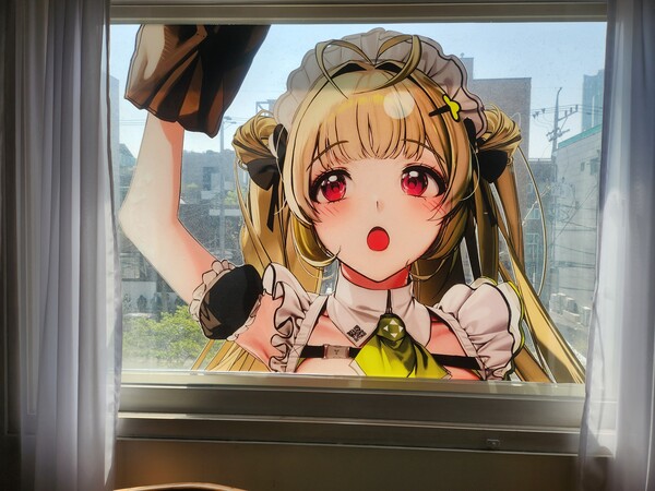 - 열심히 청소하는 소다의 모습