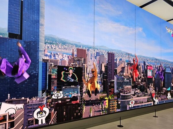  ‘삼성 강남’의 체험형 미디어 아트 영상. 사진=비브스튜디오스