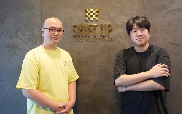 - 정재성 시프트업 니케 시나리오 팀장, 유형석 시프트업 니케 디렉터