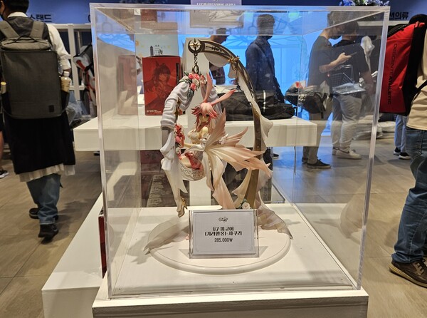 - 사쿠라 피규어는 실물이 더 예뻤다