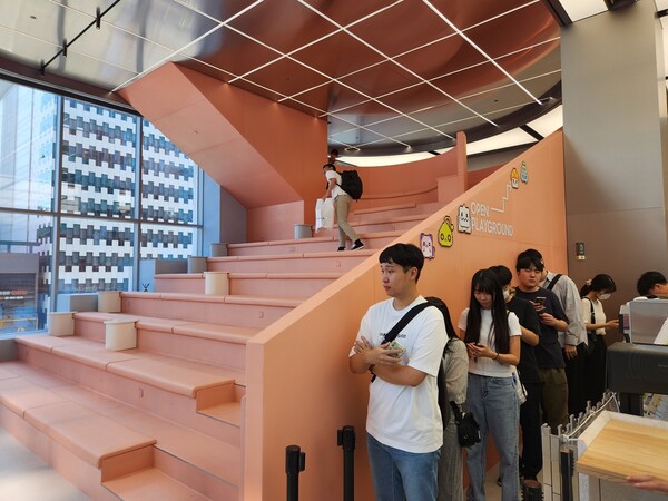 - 1시간 간격으로 나눠서 입장하게 된다