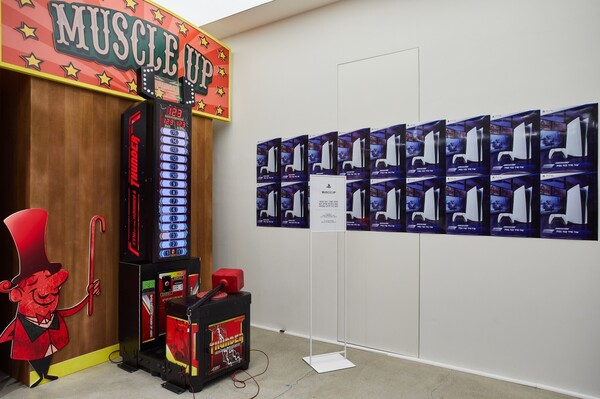 - 망치 조금 무거운 편입니다