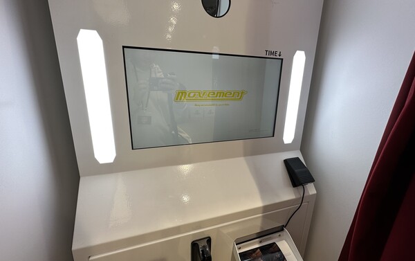 - 기념 사진 놓치지 마세요