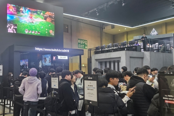 - 기대작 LLL 시연존에도 많은 대기줄이 형성됐다