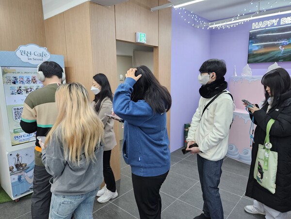 - 플레이존에서 가장 인기있던 포토카드 출력기