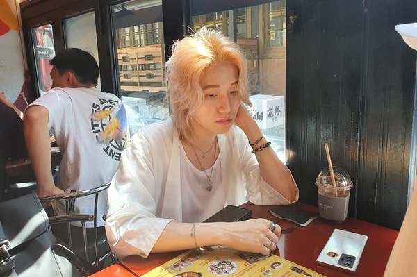 - 구독자 11만 명을 보유한 카라미 