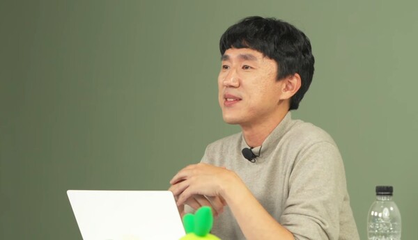 - 금강선 스마일게이트RPG 로스트아크 디렉터