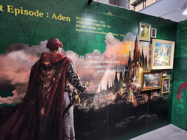 - 각 에피소드를 대표하는 일러스트로 각 벽면을 꾸며놓았다 