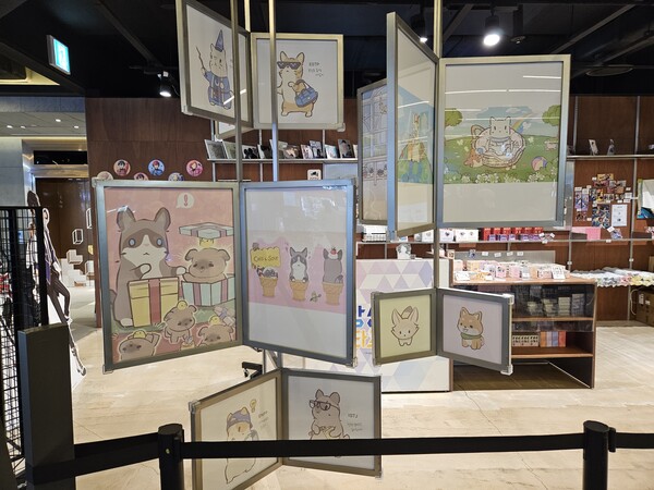 - 지나가던 중이라도 고양이 일러스트는 놓칠 수 없지