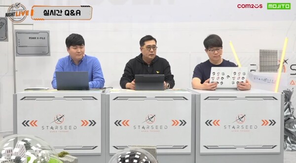 - 좌측부터 한성현 모히또게임즈 대표, 한지훈 컴투스 게임사업부문장, 송정훈 컴투스 사업실장