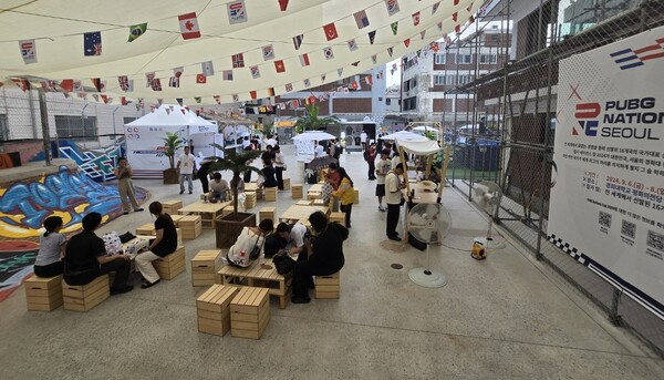 - 신나게 즐겼으니 잠시 쉬어갈까요?