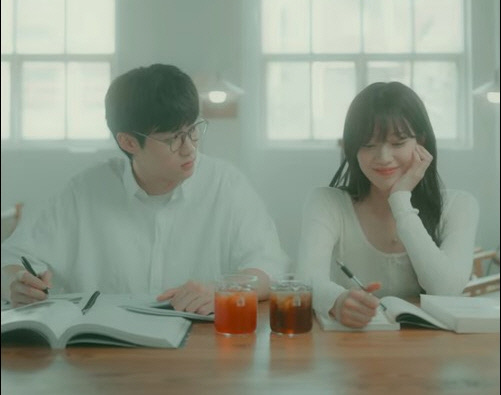 숏폼드라마 ‘전여친이 돌아왔다’. 사진-아도아프로덕션