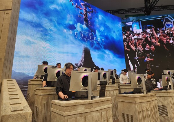 - 제2전시장을 캐리한 하이브IM 부스