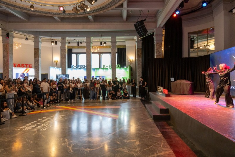 스페인 마드리드 아르테스 예술센터와 리우호텔에서 열린 ‘2025 K-엑스포 : 올 어바웃 케이 스타일(All about K-style)’. 사진=콘텐츠진흥원