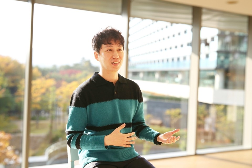 - 황성진 신더시티 PD