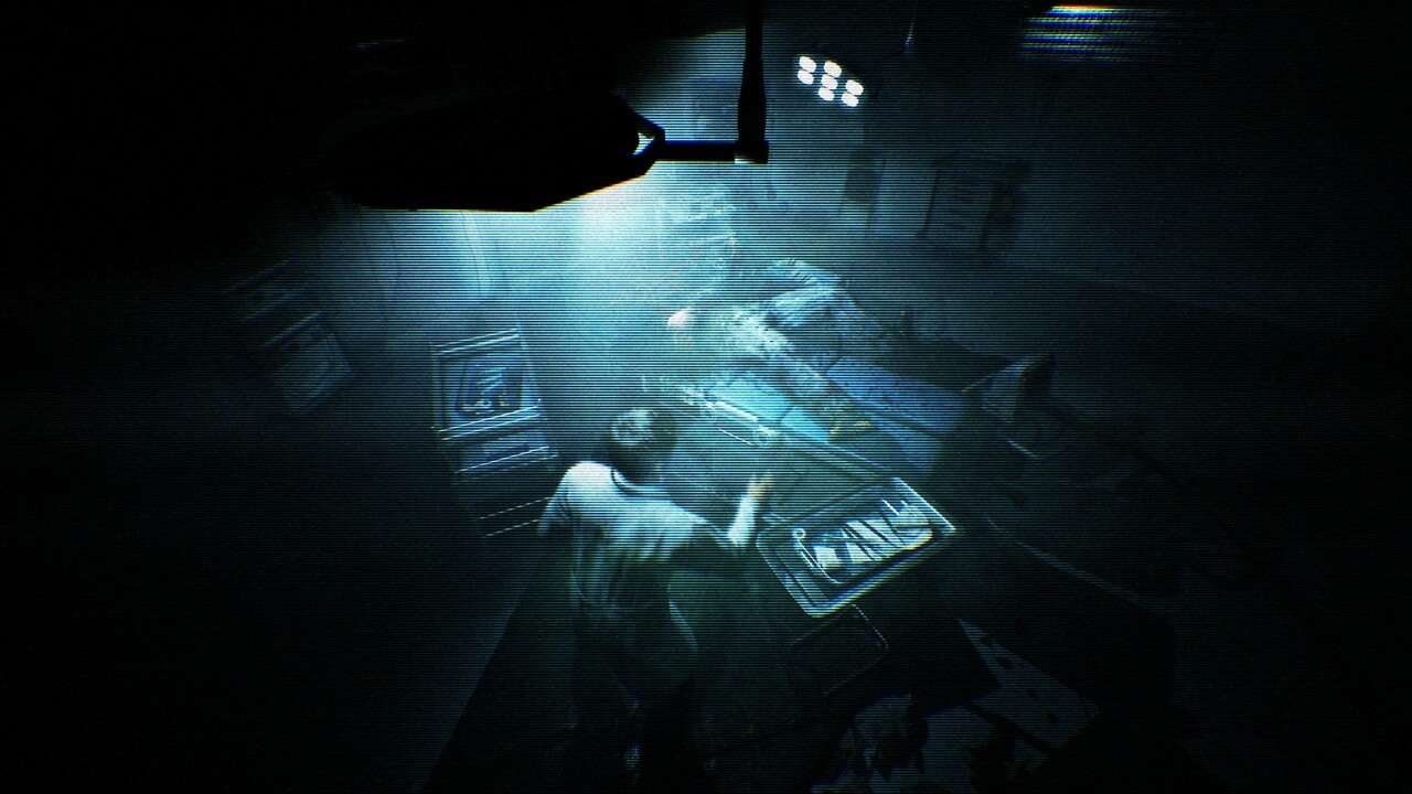 - 스토리 떡밥이 곳곳에 숨어 있다