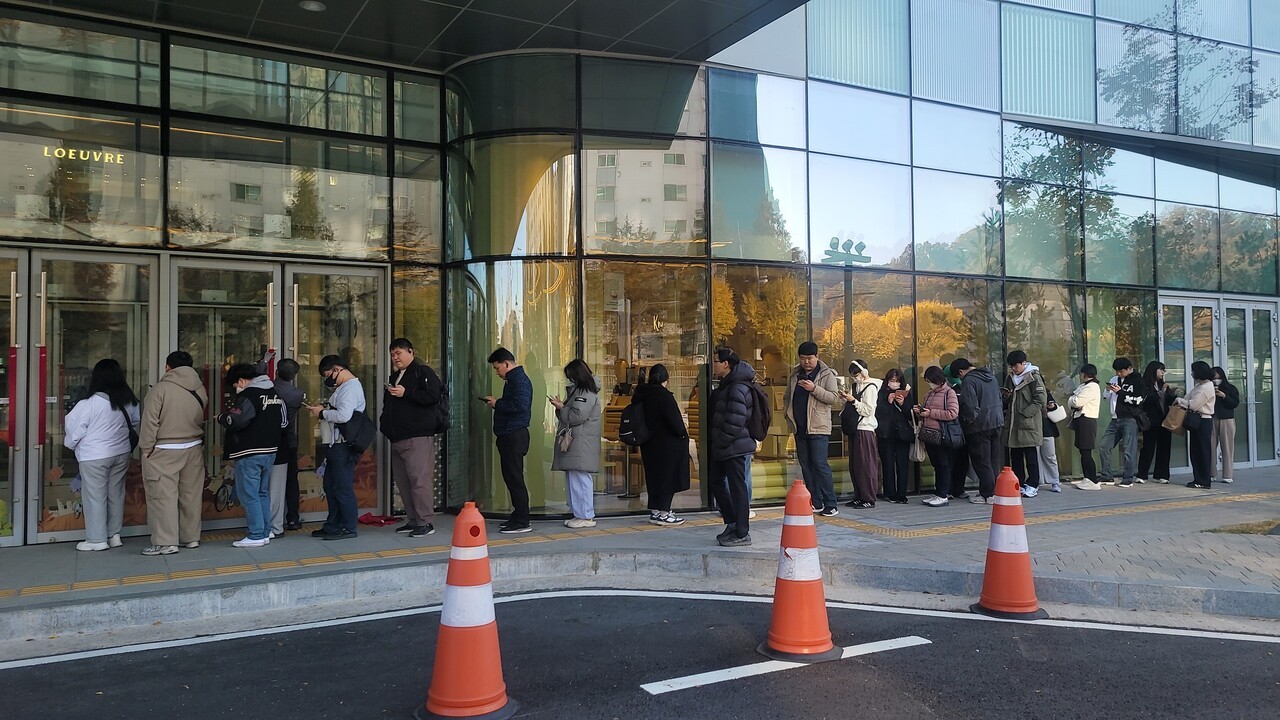 - 늦은 시간에 와도 널널했던 대기줄